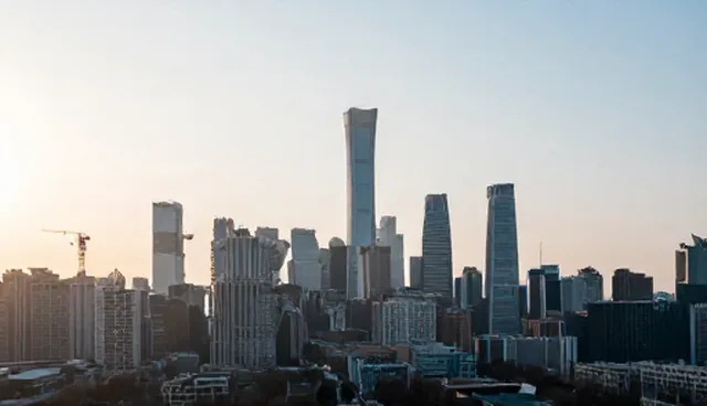技术选择：性能与适用条件的分析重点